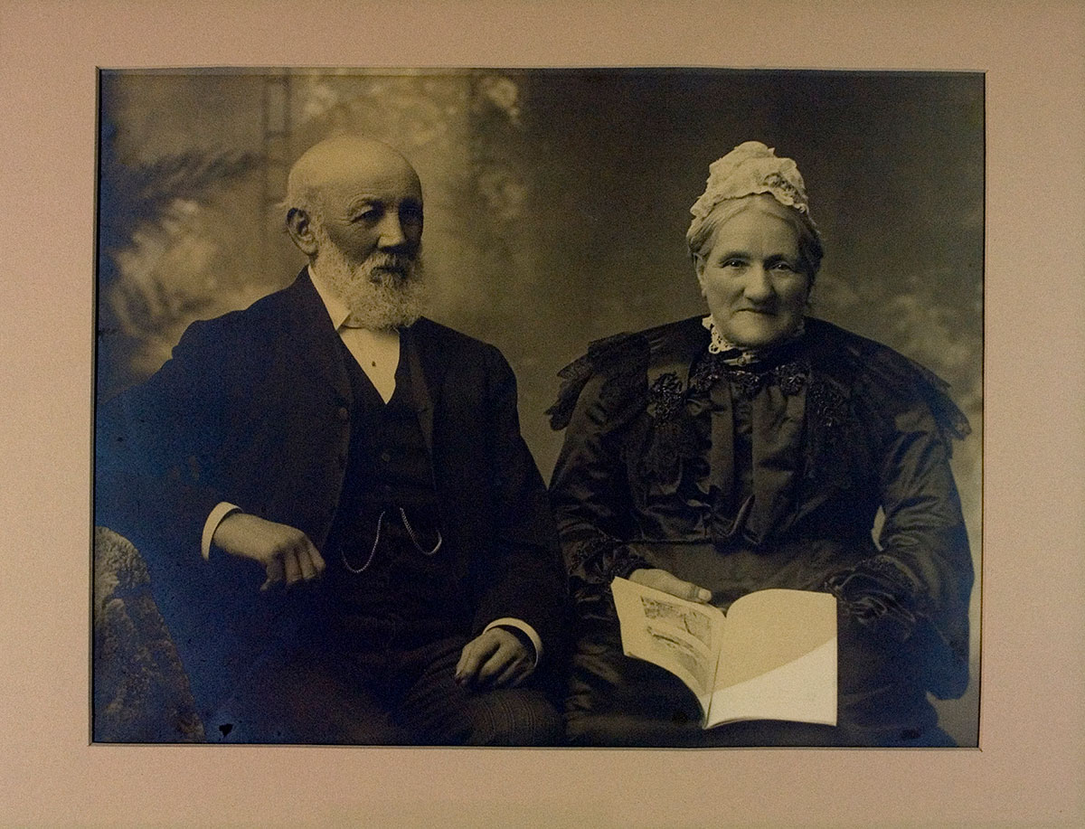 Mr and Mrs Charles Bean Rainton (née Mary Ann Patton)