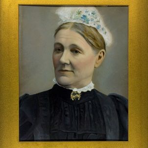 Mrs Andrew Chirnside (née Elizabeth Gordon)